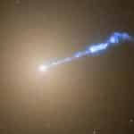 Первая «сфотографированная» черная дыра оказалась источником мощного джета