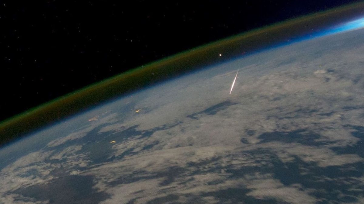 В архивах NASA нашли записи о падении на Землю двух неизвестных межзвездных объектов