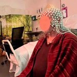 Эксперимент с ламой показал сходство действия на мозг психоделика и медитации