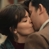 Кадр из сериала «Половое воспитание»