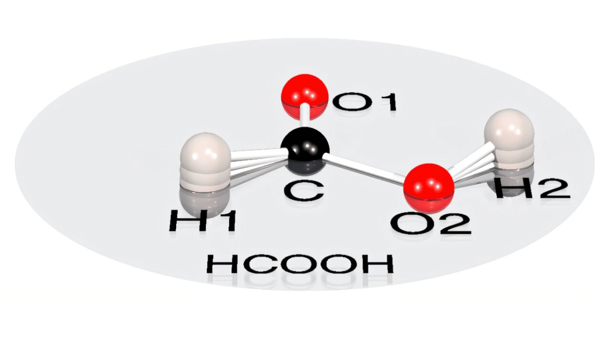 Физики выяснили, что плоские молекулы на самом деле имеют объем и мгновенную хиральность