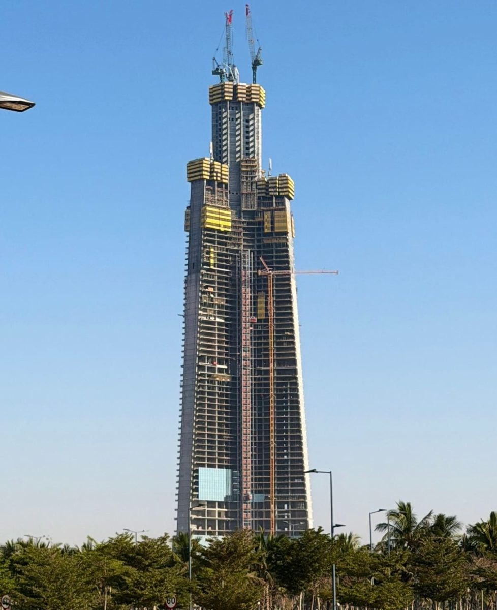Строительство километровой башни Jeddah Tower / © Х / برج_جدة&nbsp;