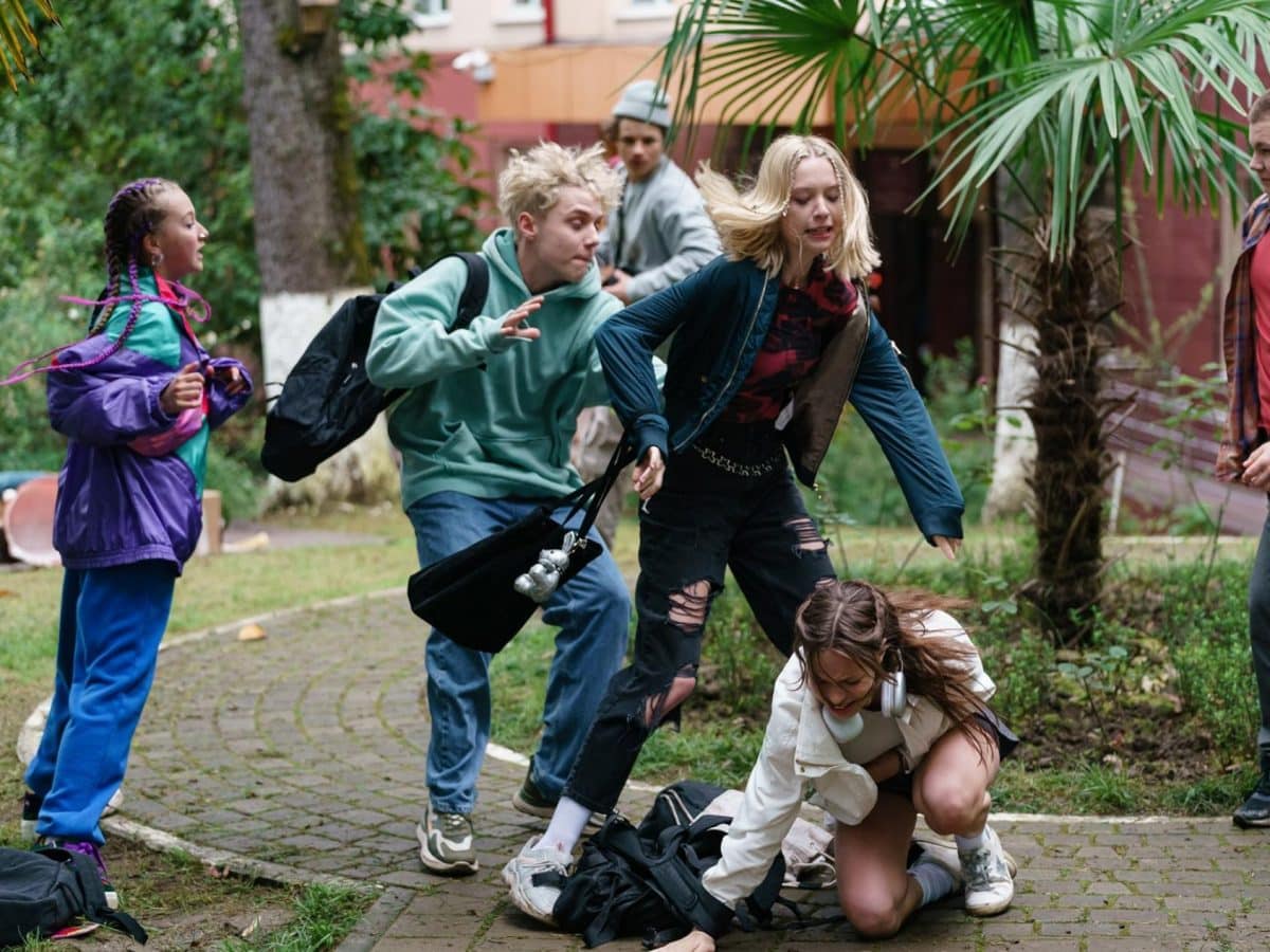 Кадр из сериала «Плакса» / © Wink, СТС