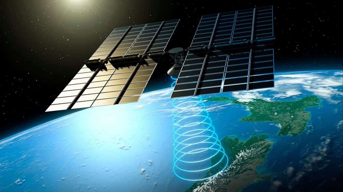 Художественное изображение солнечной станции на орбите / © Getty Images