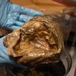 Ученые установили природу «золотого шара» с морского дна