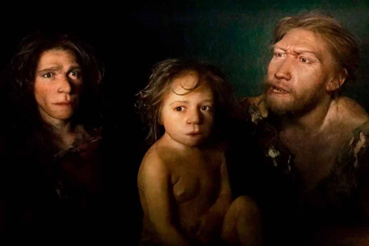 Семья неандертальцев