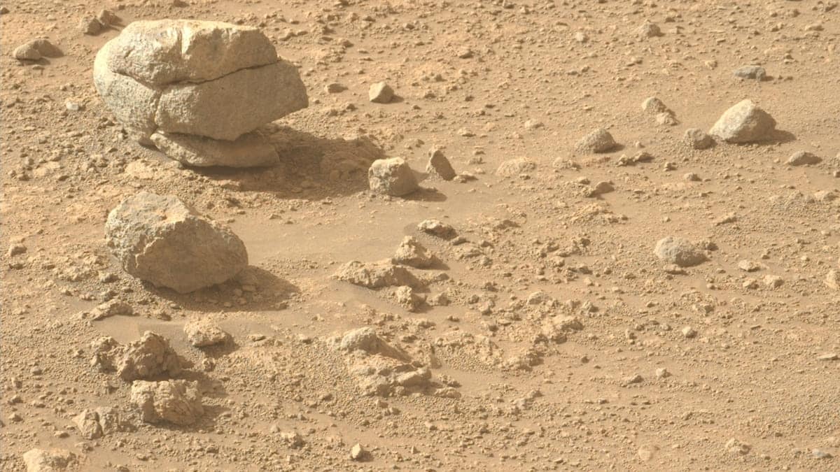 Perseverance обнаружил странную «пирамиду» из марсианских камней / © NASA / JPL-Caltech / ASU