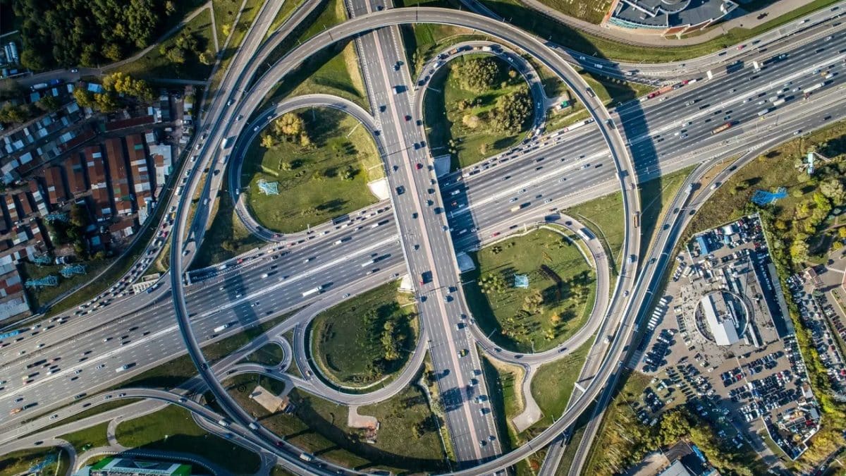 لقد تعلم العلماء تتبع الاهتزازات الخطيرة تحت الأرض في الوقت الفعلي لقد تعلم العلماء تتبع الاهتزازات الخطيرة تحت الأرض في الوقت الفعلي