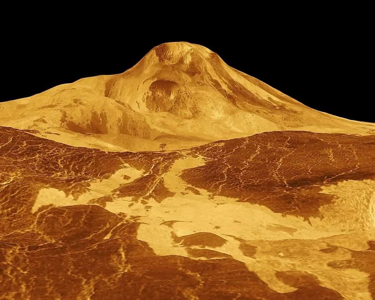 Гора Маат / © NASA