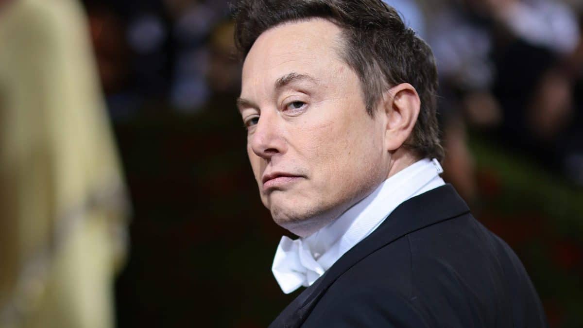 SpaceX оказалась вдвое дешевле ожиданий: аналитики снизили оценку перед IPO