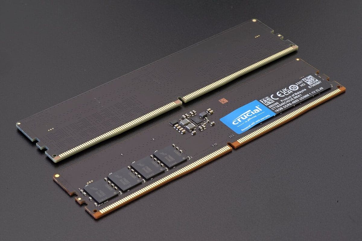 16 ГБ оперативной памяти DDR5-4800 (UDIMM) / © Smial, Wikipedia