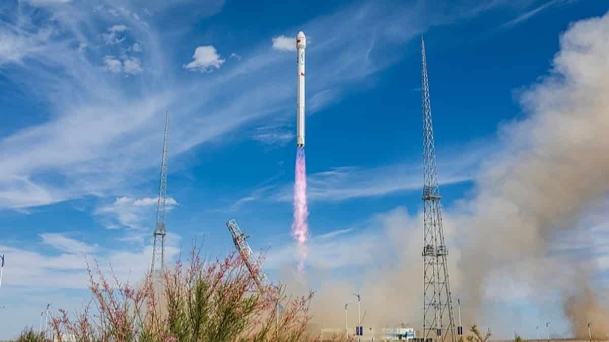 Запуск ракеты Zhuque-2 со спутником Spacesail DTC 01 / © VCG