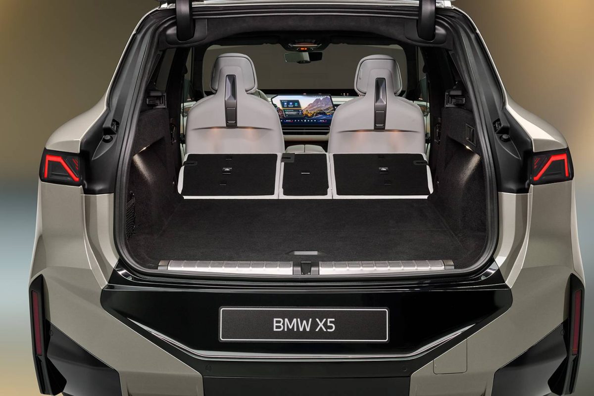Новый кроссовер BMW X5 / © BMW