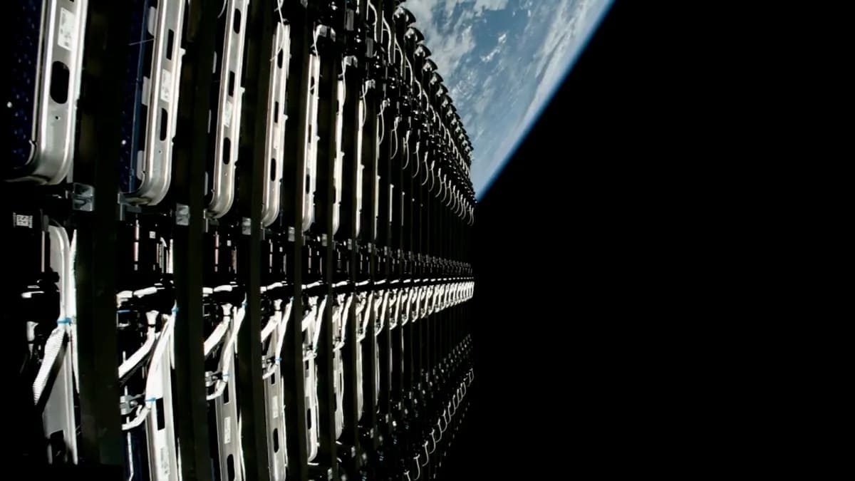 Спутники Starlink / © SpaceX