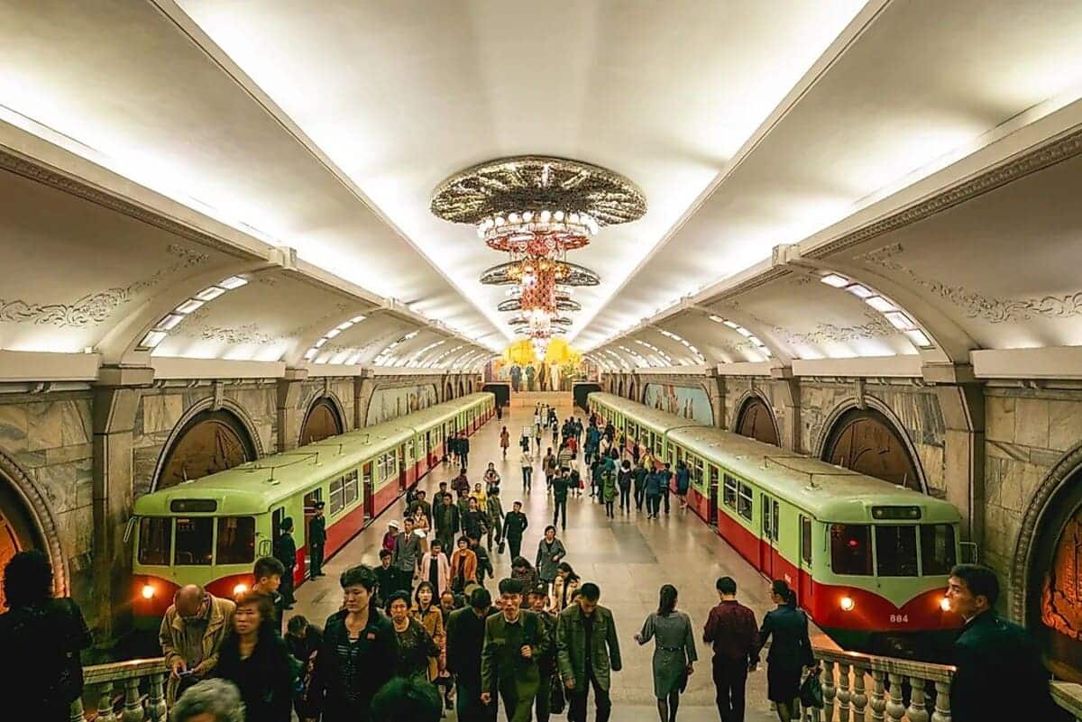 Платформа Пхеньянского метро / © Shutterstock