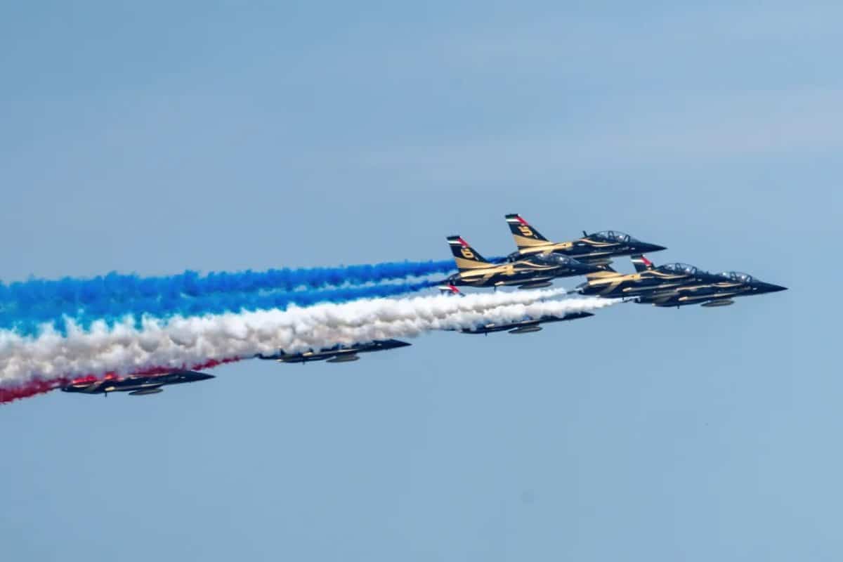 АГВП Fursan al emarat ОАЭ на китайских реактивных УТС L-15 / © air.show
