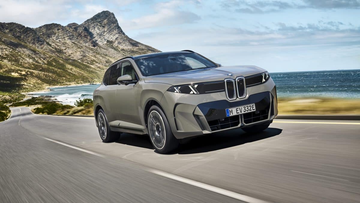 BMW представила кроссовер X5 пятого поколения с электрической и водородной версиями