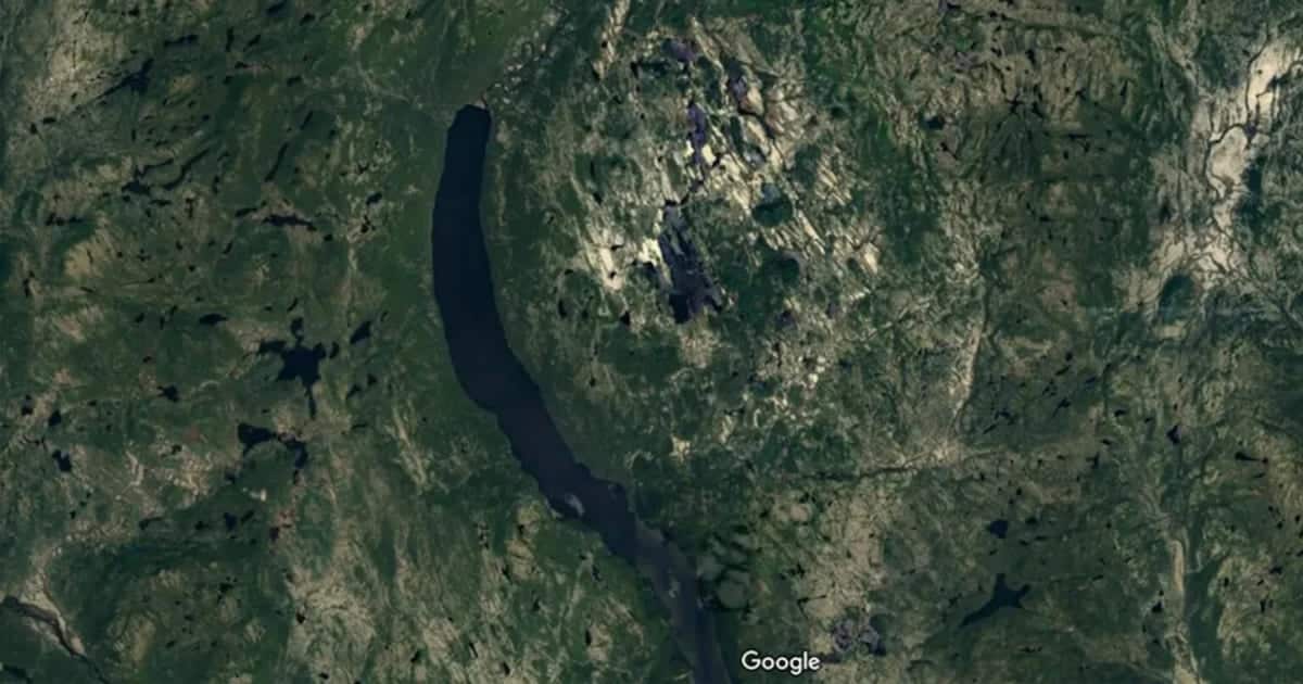 Кратер, который обнаружил житель Канады Жоэль Лапуэнт, изучая Google Maps / © Google Maps