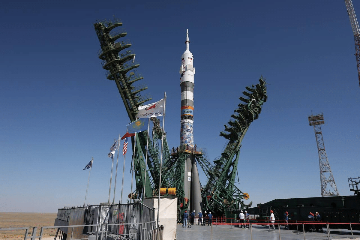 Ракета-носитель «Союз-2.1а» на стартовом комплексе Байконура / © Роскосмос
