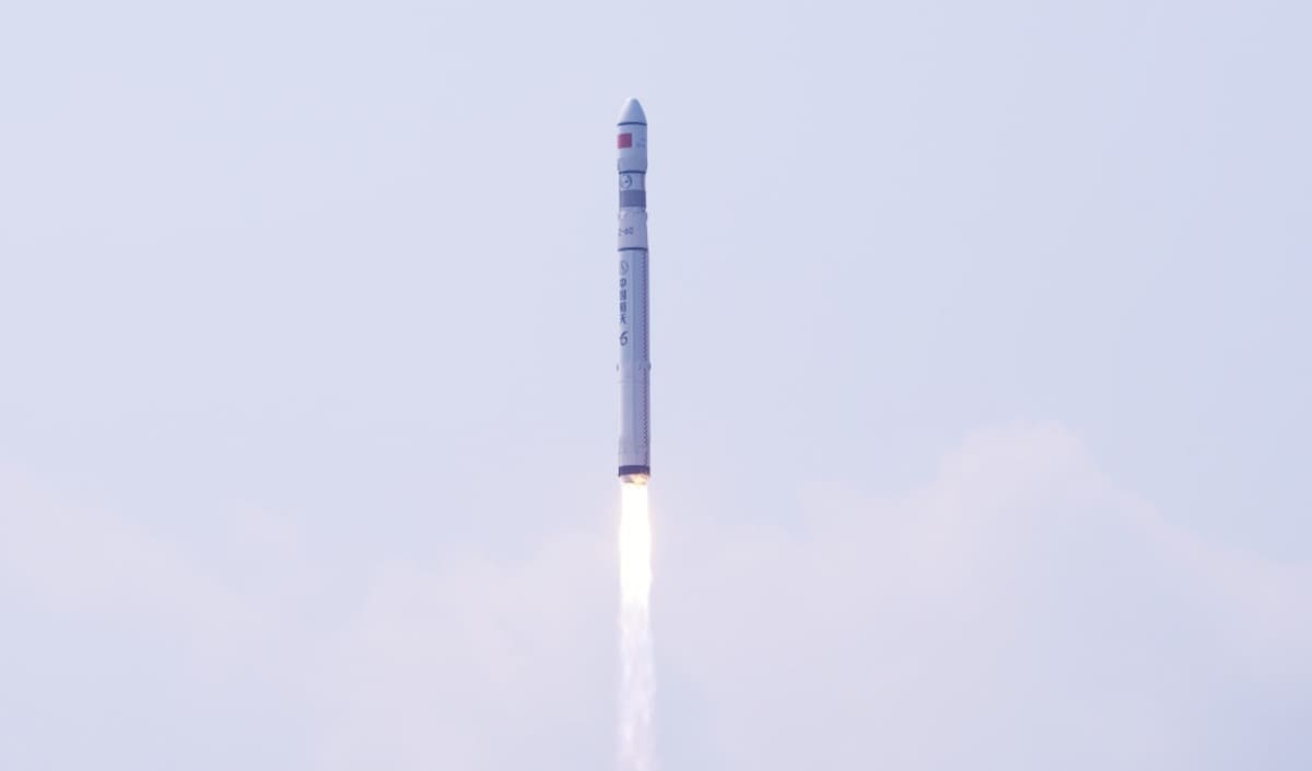Запуск ракеты «Чанчжэн-6C» / © CASC