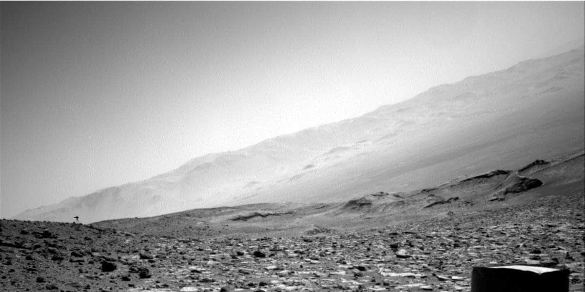 Странный объект на снимке Curiosity / © NASA / JPL-Caltech