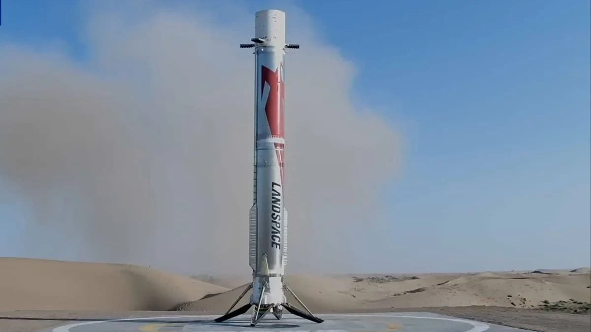 Китайская LandSpace впервые успешно посадила ступень ракеты из нержавеющей стали после орбитального запуска