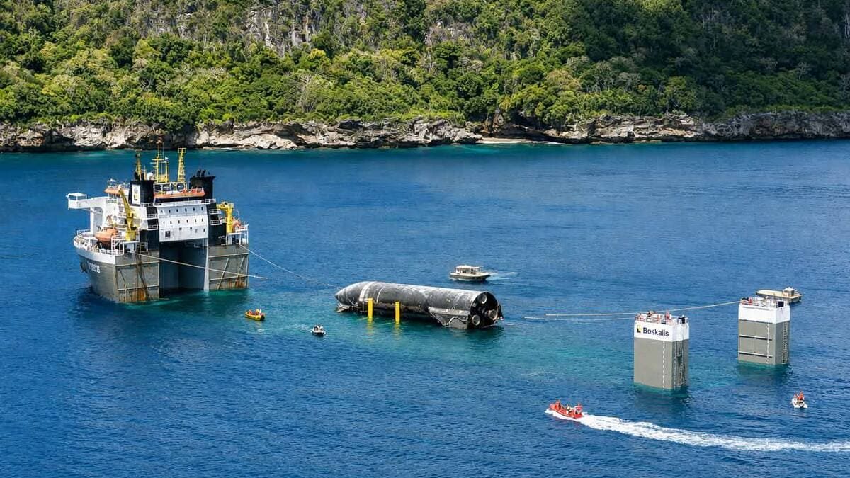 Невероятное морское путешествие Starship: корабль, отказавшийся тонуть, добрался до острова Рождества