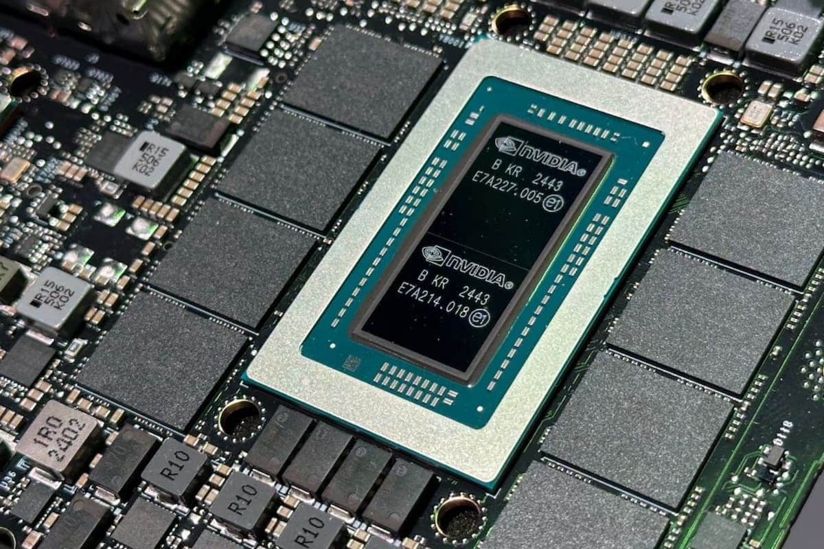 Чип Nvidia / © Reuters / Max A. Cherney
