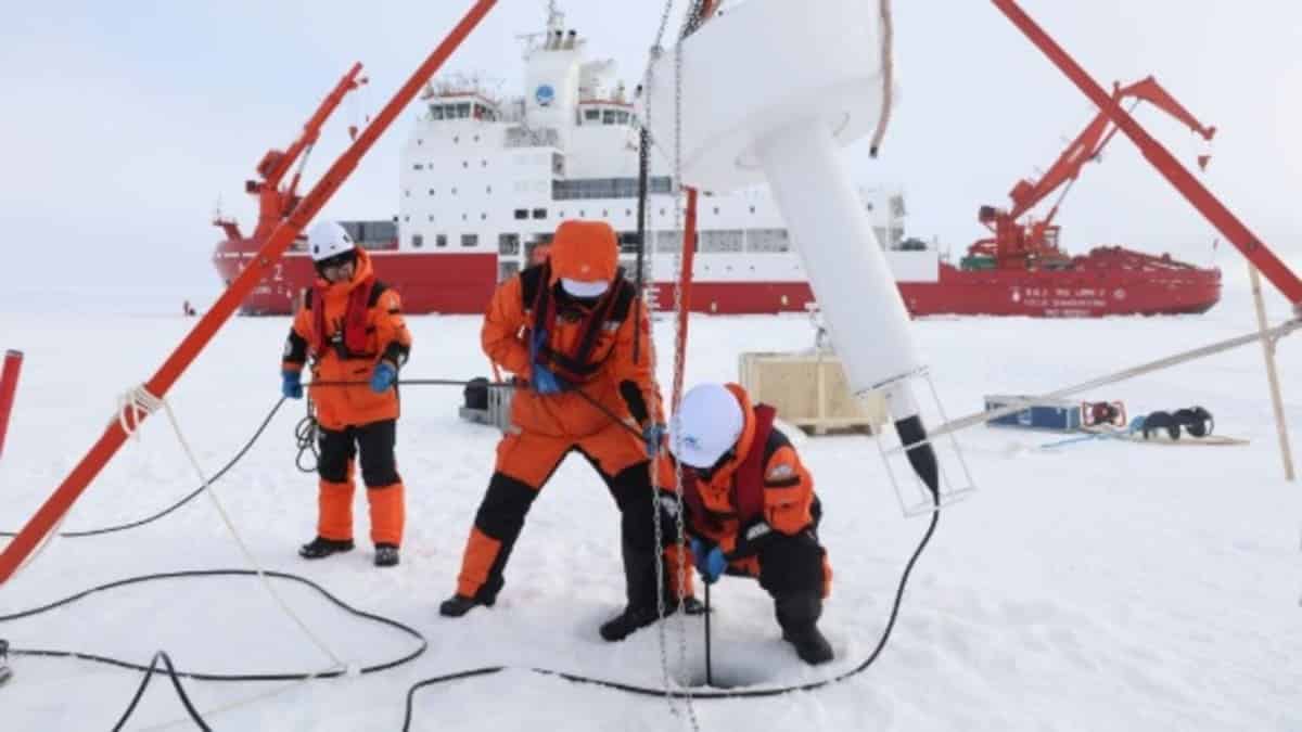 Китай и Россия впервые провели совместные наблюдения за арктическими льдами / © CMG