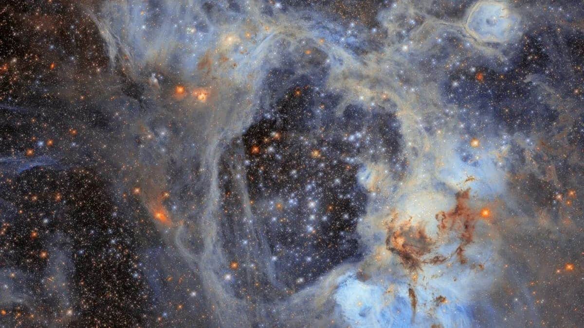 Туманности LHA 120-N44 / © ESA / Hubble & NASA, D. Gouliermis