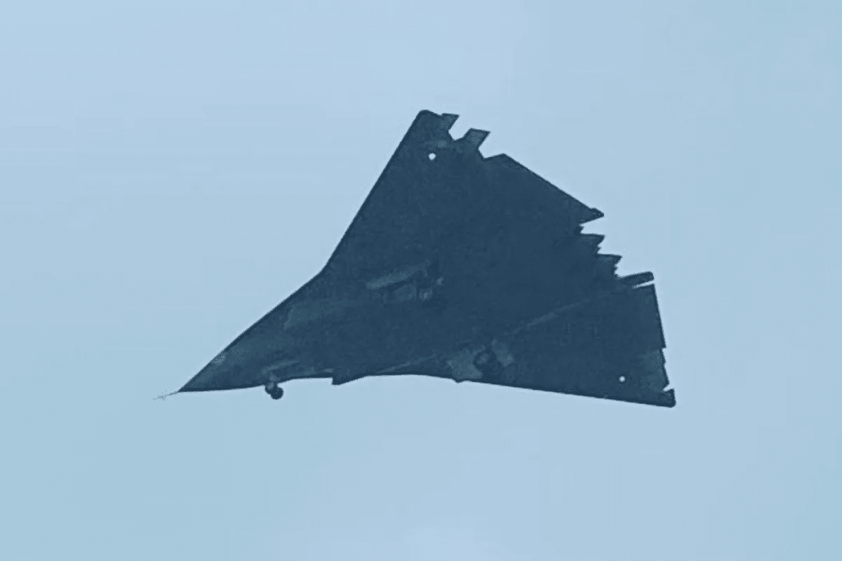 Перспективный китайский самолет J-XDS/J-50 во время испытательного полета / © Chinese internet via Andreas Rupprecht