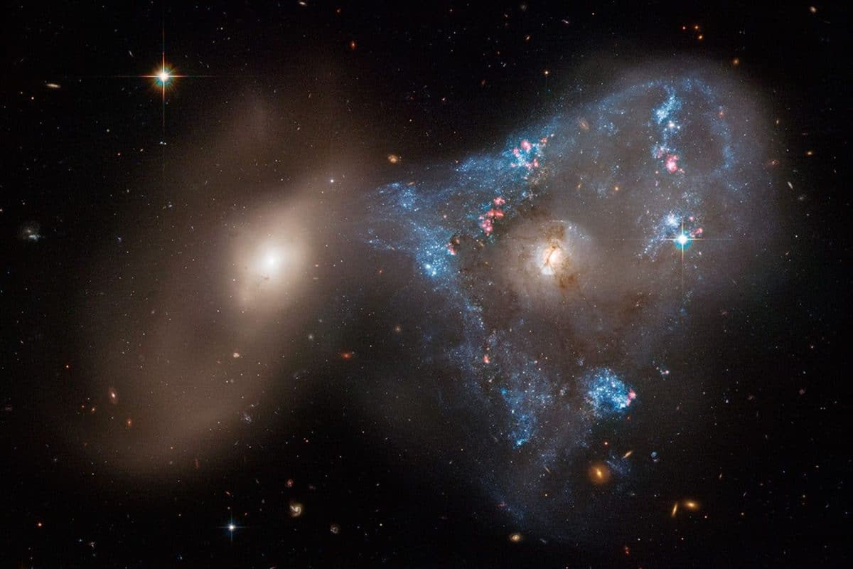 Arp 143 / © NASA / CXC / SAO