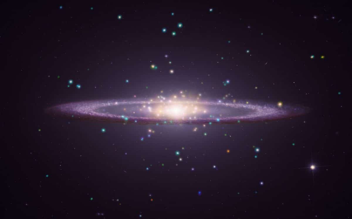 M104 / © NASA / CXC / SAO