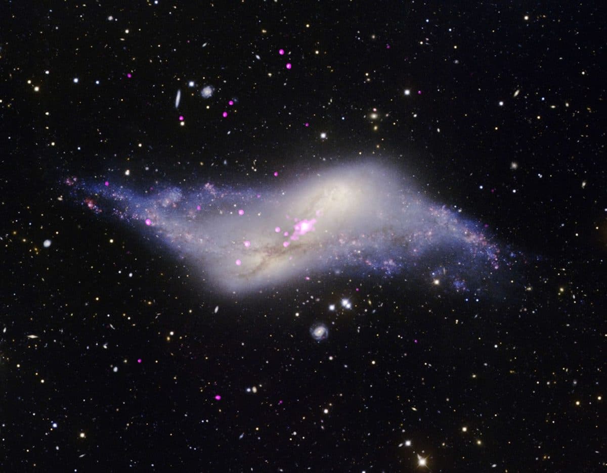 NGC 660 / © NASA / CXC / SAO
